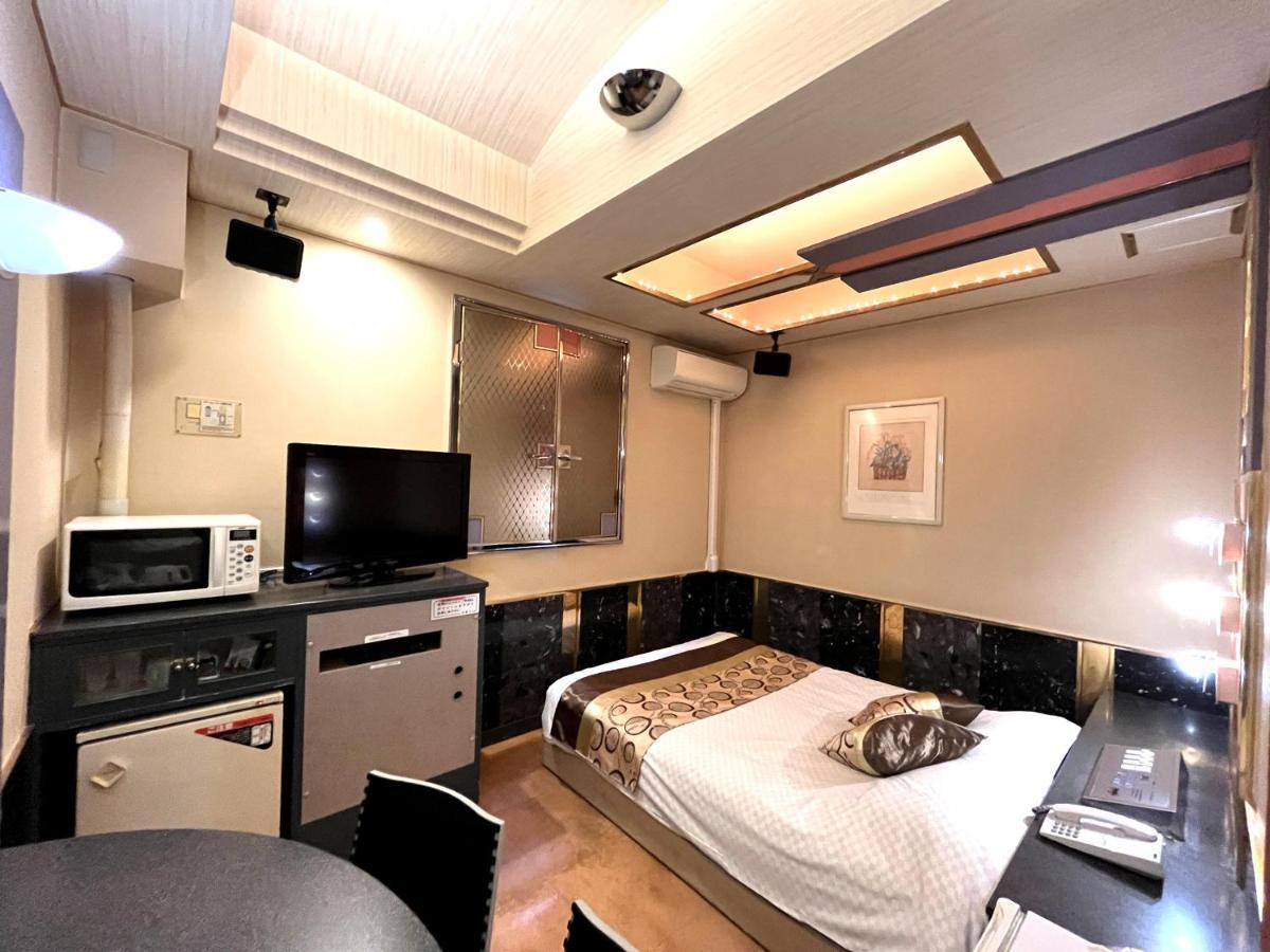Hotel Crystal 大人専用 Tokyo Dış mekan fotoğraf