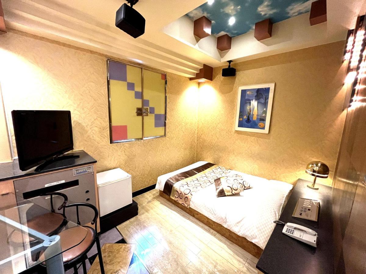 Hotel Crystal 大人専用 Tokyo Dış mekan fotoğraf