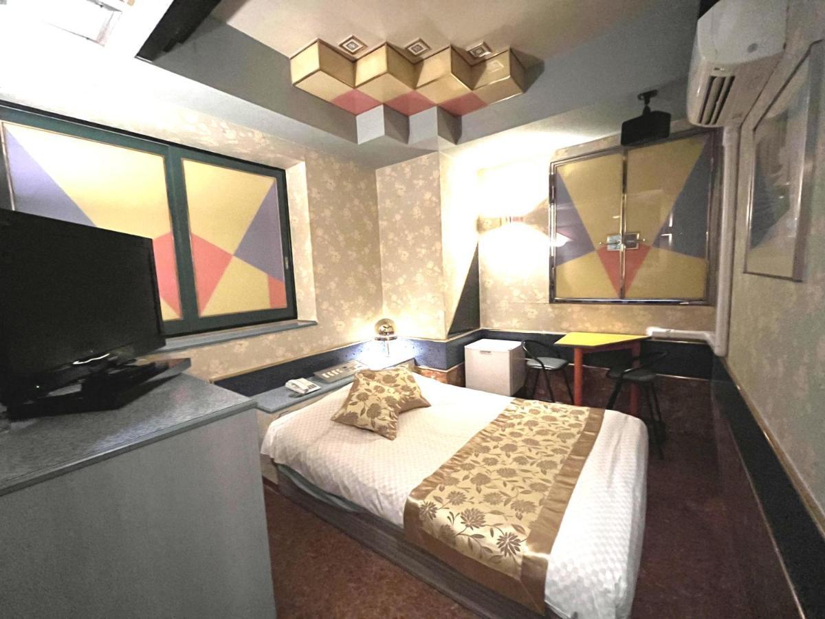 Hotel Crystal 大人専用 Tokyo Dış mekan fotoğraf