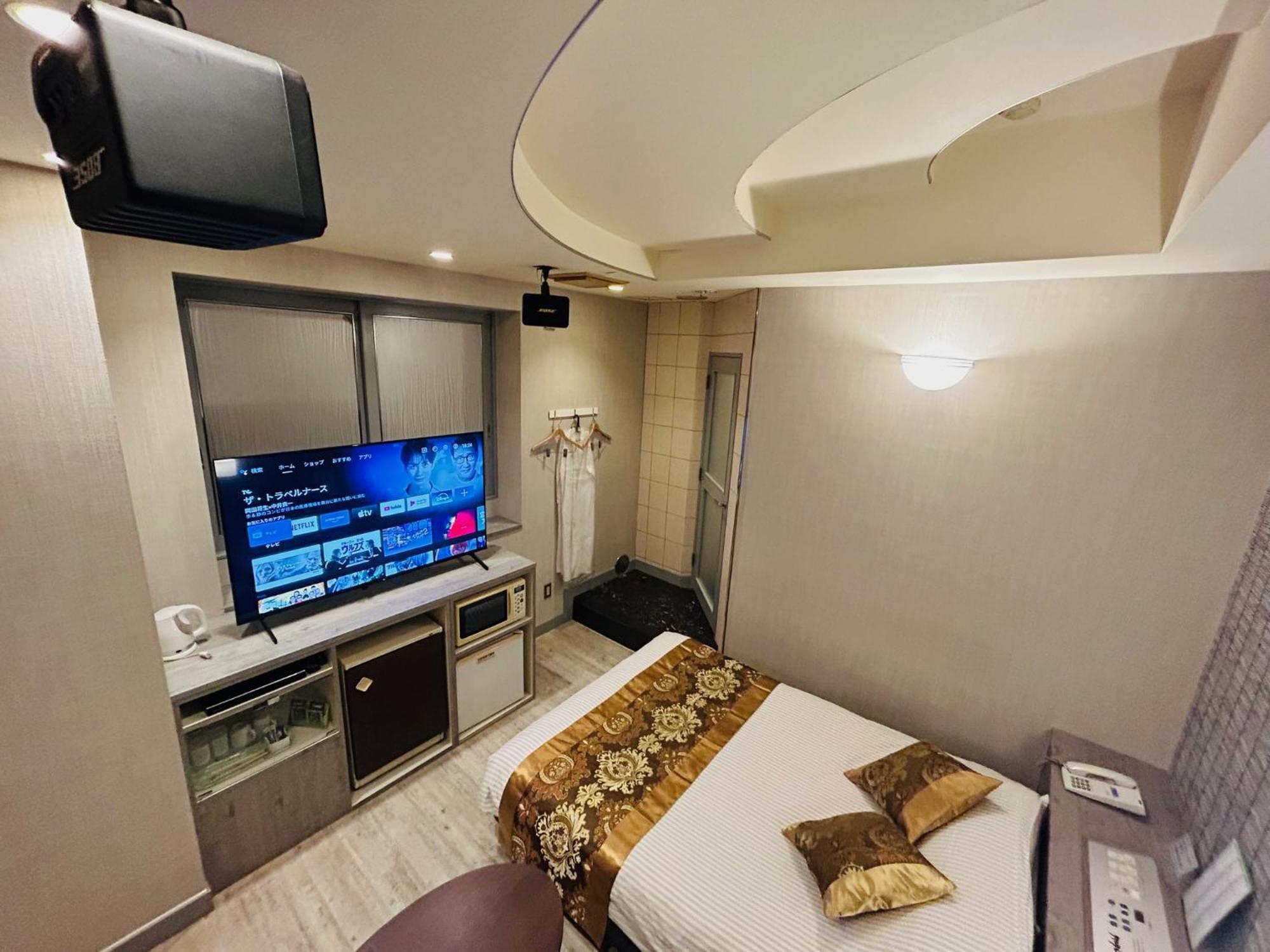 Hotel Crystal 大人専用 Tokyo Dış mekan fotoğraf
